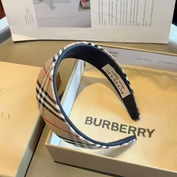 Burberry Classic Tan Plaid Headband - Picture 7 of 8